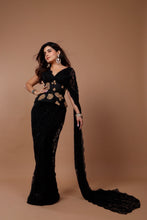 Load image into Gallery viewer, Noire - Label Prerna Mehra