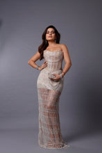Load image into Gallery viewer, Nacre - Label Prerna Mehra
