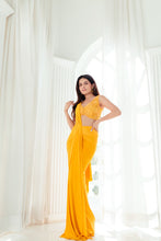 Load image into Gallery viewer, Tsuki - Label Prerna Mehra