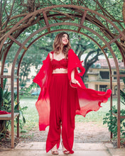 Load image into Gallery viewer, Amber-Kat-LabelPrernaMehra5