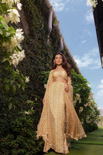 Load image into Gallery viewer, Zoe - Label Prerna Mehra