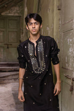 Load image into Gallery viewer, Kibe - Label Prerna Mehra