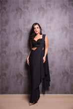 Load image into Gallery viewer, Sukhmani Gambhir in Label Prerna Mehra