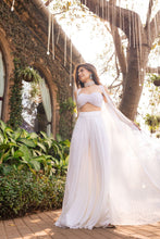 Load image into Gallery viewer, Noor - Label Prerna Mehra