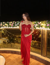 Load image into Gallery viewer, Anassa Red - Label Prerna Mehra
