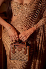 Load image into Gallery viewer, Zeyra - Juhi Godambe Jain in Label Prerna Mehra
