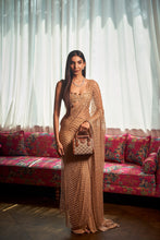 Load image into Gallery viewer, Zeyra - Juhi Godambe Jain in Label Prerna Mehra
