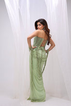 Load image into Gallery viewer, Evaris - Label Prerna Mehra
