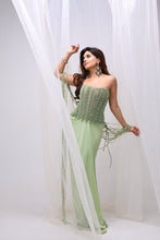 Load image into Gallery viewer, Evaris - Label Prerna Mehra

