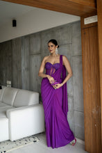 Load image into Gallery viewer, Anassa - Alisha Pekha in Label Prerna Mehra
