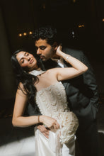 Load image into Gallery viewer, Eden Re Edition - Label Prerna Mehra
