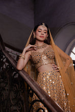 Load image into Gallery viewer, Reina - Label Prerna Mehra
