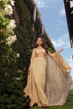 Load image into Gallery viewer, Zoe - Label Prerna Mehra
