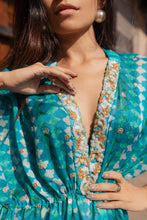 Load image into Gallery viewer, Labelprernamehra-Thera - Blue
