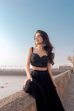 Load image into Gallery viewer, Yuri - Label Prerna Mehra
